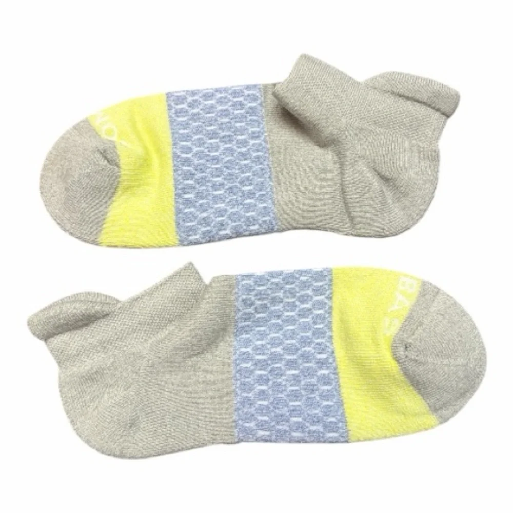 🆕 Bombas Gray and Yellow Ankle Socks Size Medium